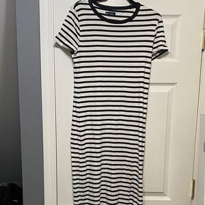 GAP Black and White Striped Midi Dress